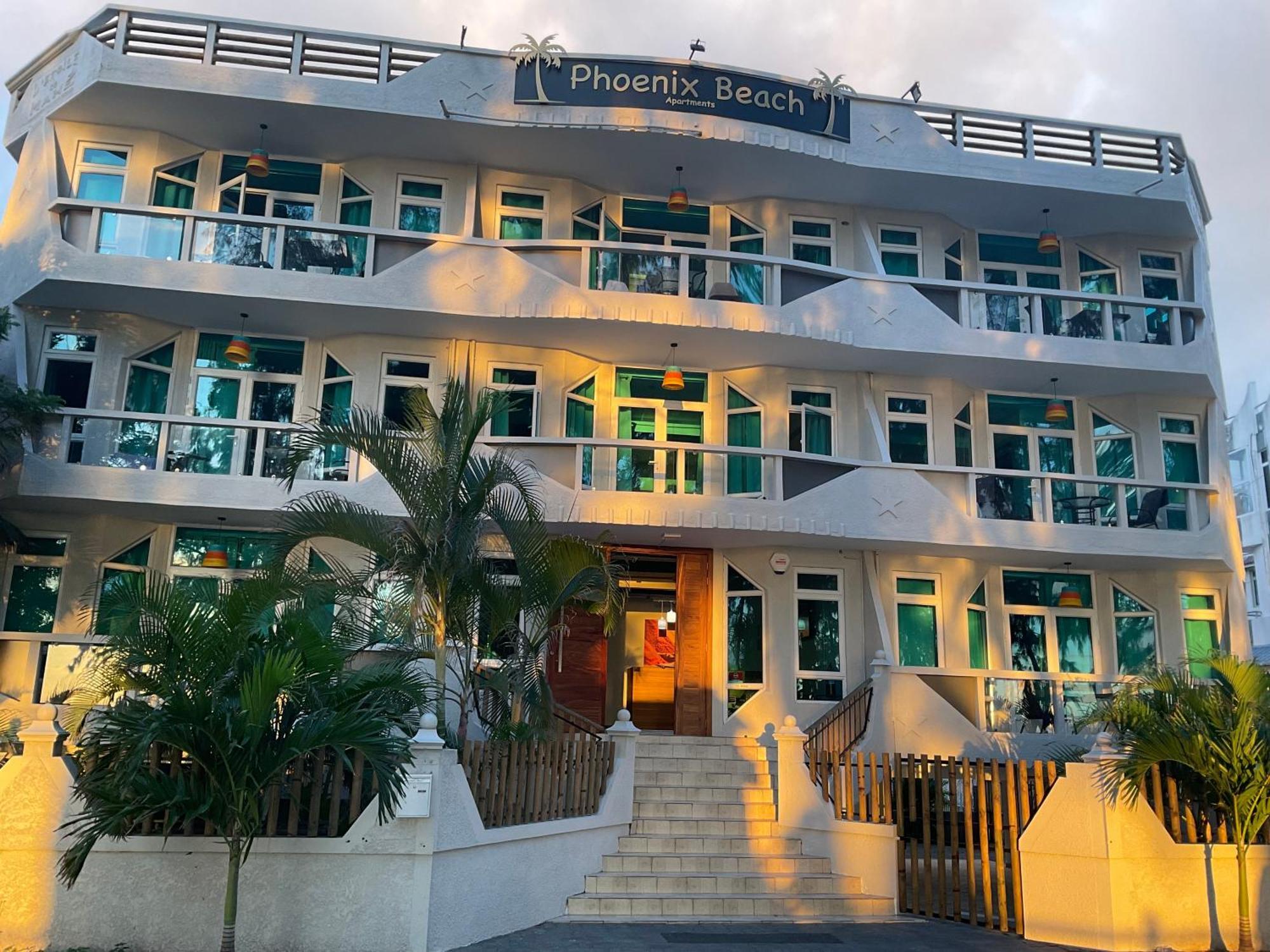 Phoenix Beach Apartments Sea View Flic en Flac Екстер'єр фото